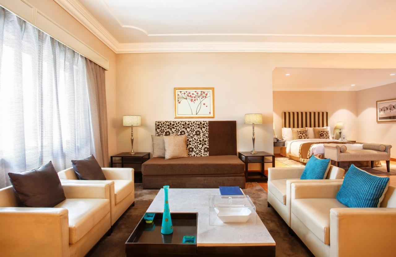 The Claridges New Delhi Hotel Ngoại thất bức ảnh Suite at the Taj Mahal Palace, Mumbai