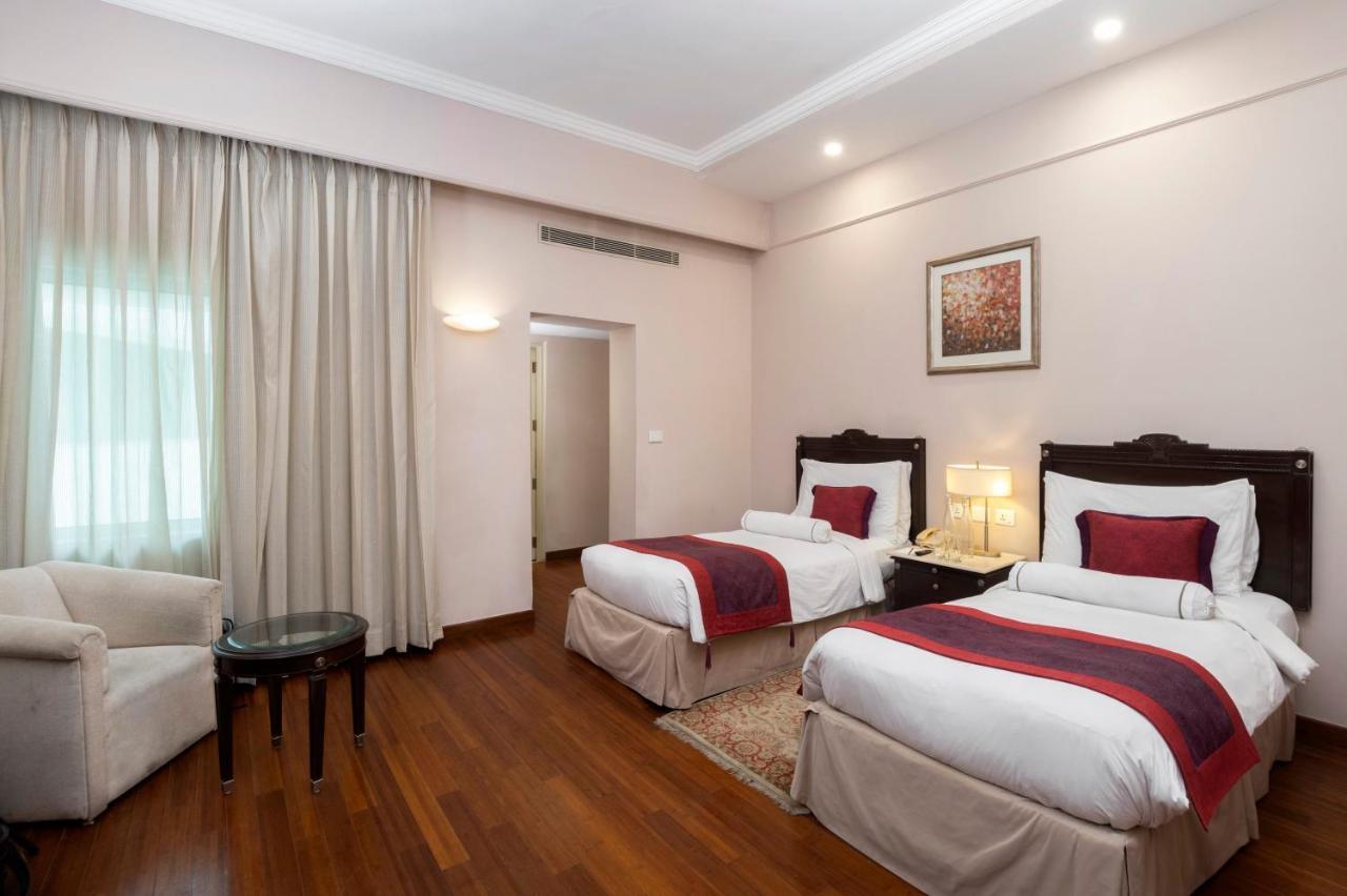 The Claridges New Delhi Hotel Ngoại thất bức ảnh Deluxe Room