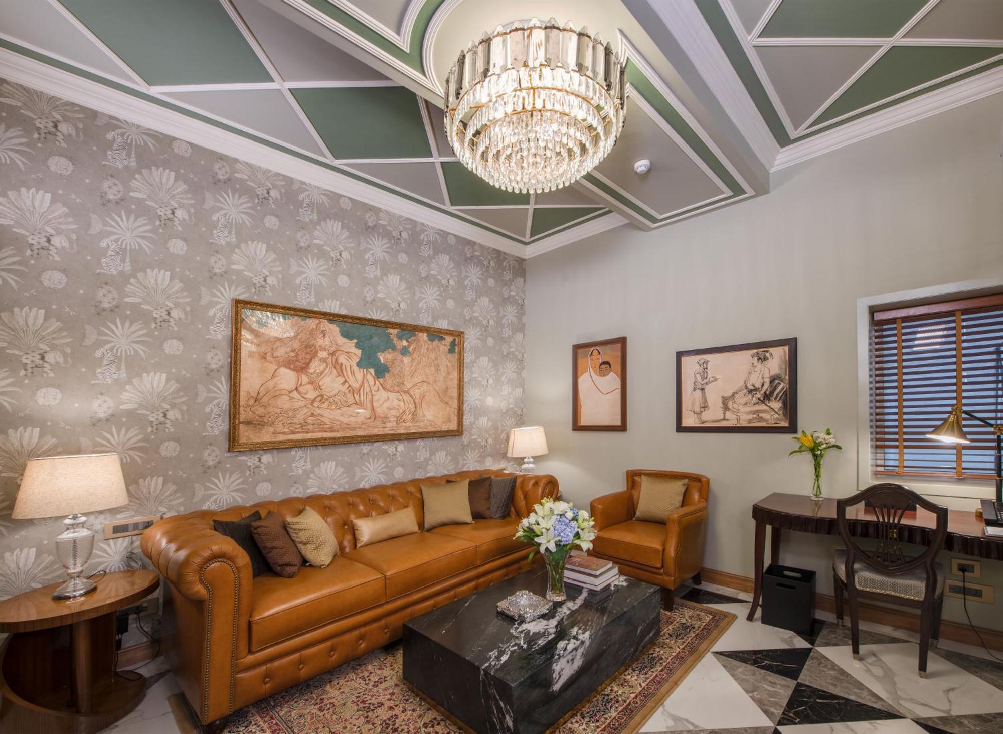 The Claridges New Delhi Hotel Ngoại thất bức ảnh The interior of the suite